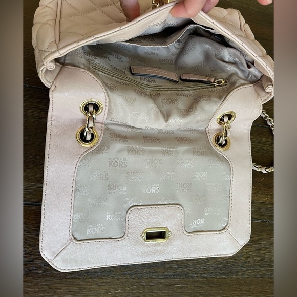 Michael Kors Vivianne shoulder/cross body bag - Picture 5 of 16